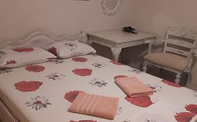 Antonioy Apartment Metewra